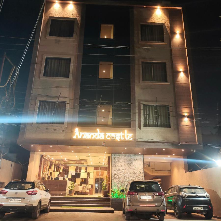 Ananda Castle Hotel Vrindavan Bagian luar foto